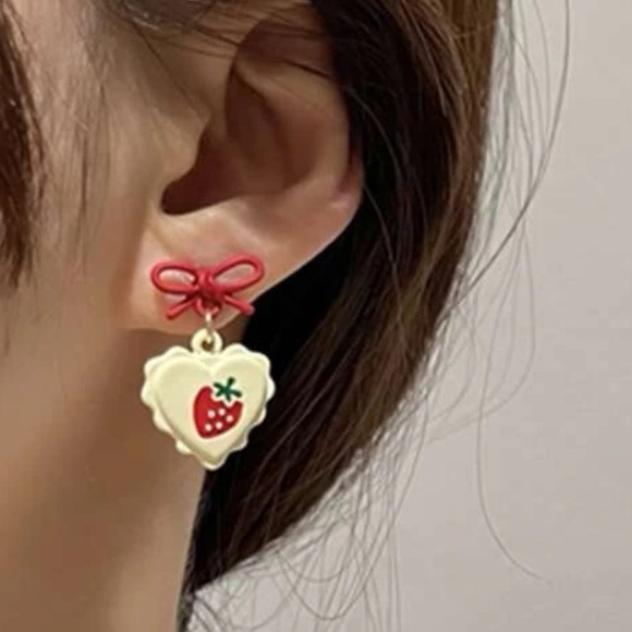Strawberry Dangle Earrings - Picture 6 of 7
